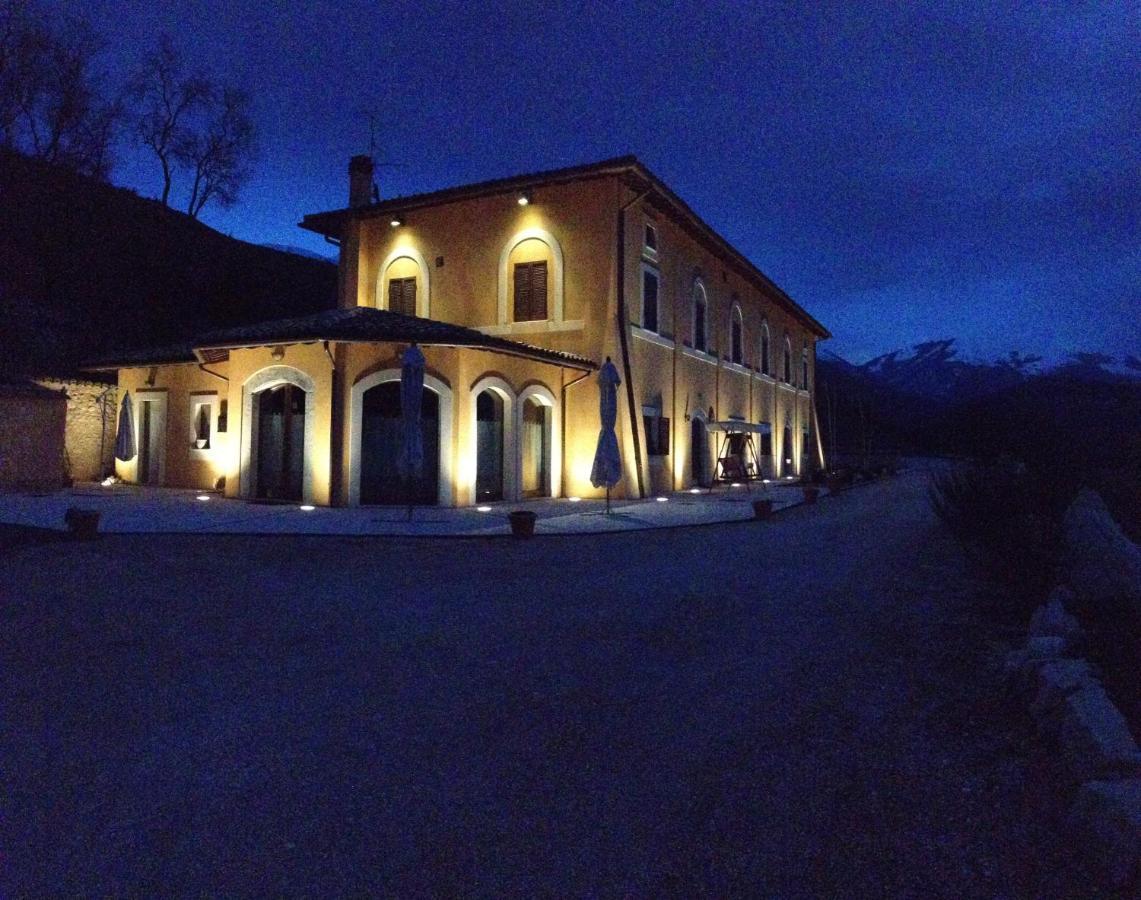 Bed and Breakfast Il Casale San Martino à Norcia Extérieur photo