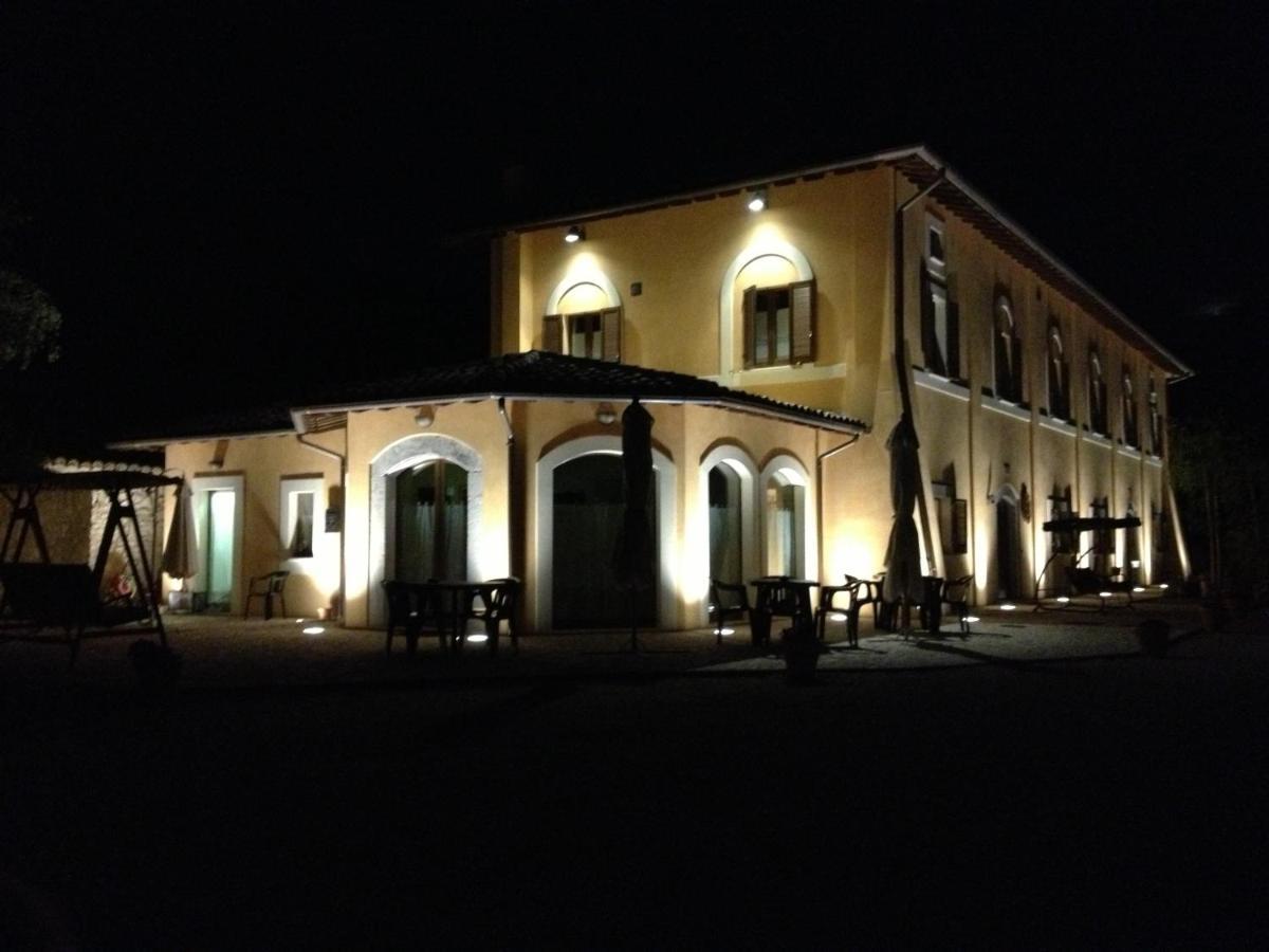 Bed and Breakfast Il Casale San Martino à Norcia Extérieur photo
