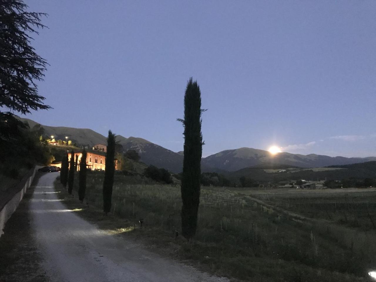Bed and Breakfast Il Casale San Martino à Norcia Extérieur photo